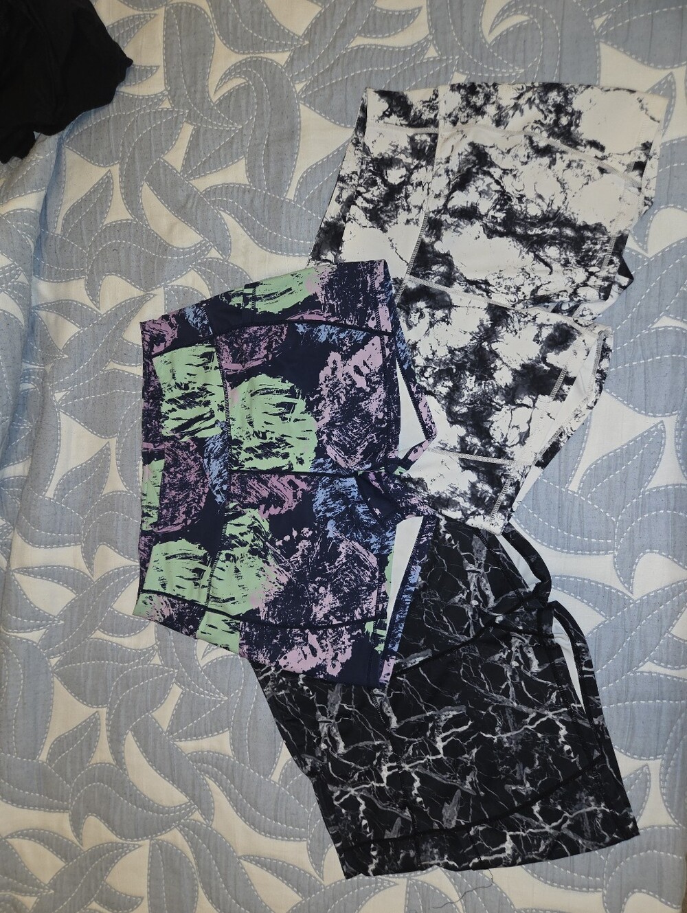 Womens Marble Print Athletic Shorts - Black, White & Multi